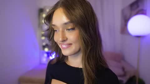 Clara smile online show from December 1, 8:22 pm