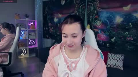 clarabenson online show from September 9, 7:02 pm