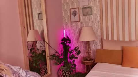 Clara online show from October 23, 4:29 am