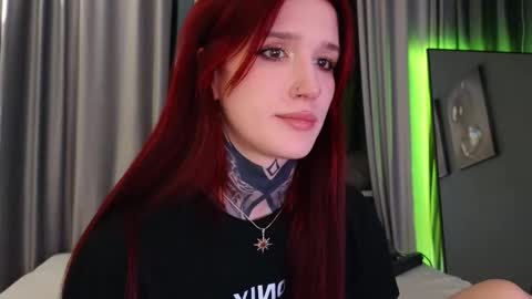 Sophie online show from March 28, 12:55 am