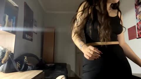 Karolina online show from March 2, 9:10 pm