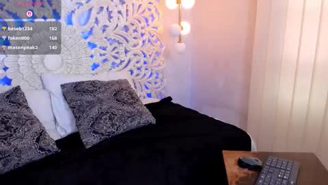 clehon_grant online show from March 24, 5:40 pm