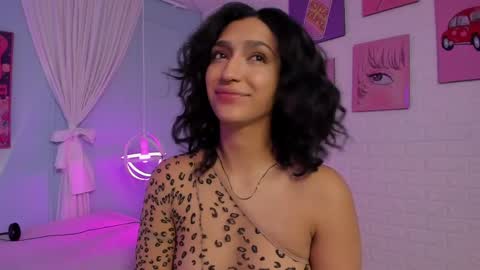 Cleo  online show from March 31, 11:43 am