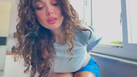 cleopatra_sinns online show from May 13, 9:26 am