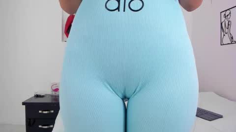 cloe online show from February 25, 11:04 pm