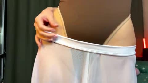 Jenny online show from October 25, 4:14 pm