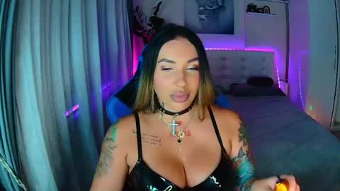 Ur goddess Nikki online show from July 12, 11:11 am