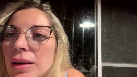 collinsjuliet177 online show from April 21, 2:48 am