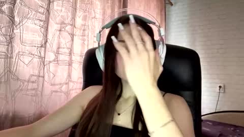 Bella  online show from October 5, 7:13 am