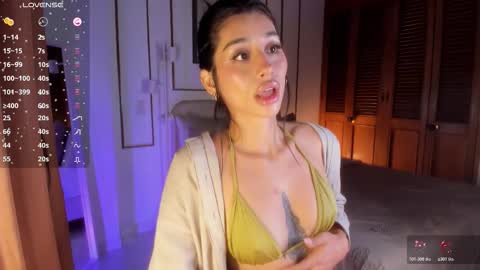 connie    online show from November 19, 10:04 am