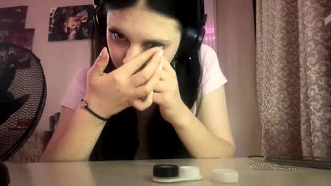 Snapshot of constancefeusier chatting on October 24, 9:11 pm Isabella online show from October 24, 9:11 pm