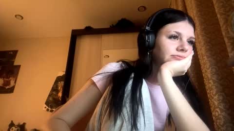 Isabella online show from November 17, 7:14 pm