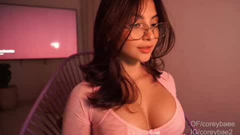 Snapshot of coreybae chatting on October 7, 2:05 am coreybae online show from October 7, 2:05 am