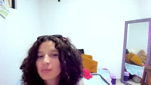 Lunita online show from October 5, 4:12 pm