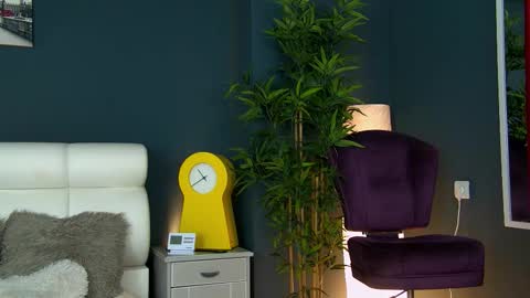 cougarmilf_ online show from February 8, 4:00 pm