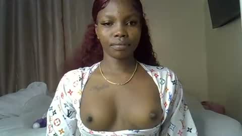 craizybitch online show from July 7, 4:26 am