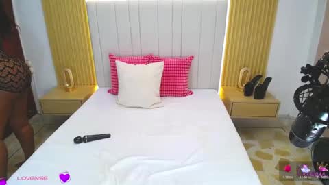 Sara online show from February 28, 1:10 pm