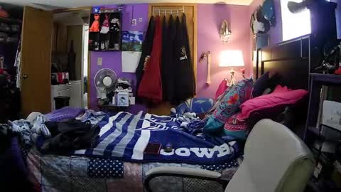 crazygirl802 online show from February 21, 6:41 pm