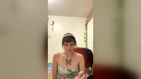 crazymolly333 online show from July 11, 3:45 pm