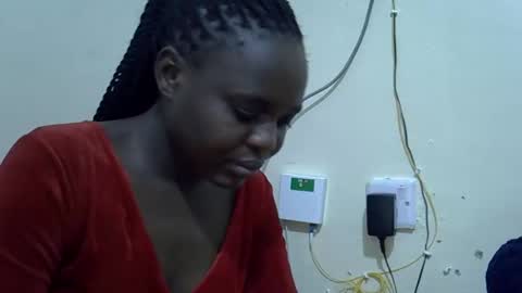 Snapshot of creamyypussyy chatting on October 14, 9:39 pm creamyypussyy online show from October 14, 9:39 pm