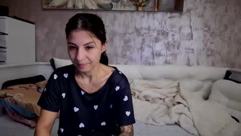 crissy_love online show from December 20, 9:30 pm