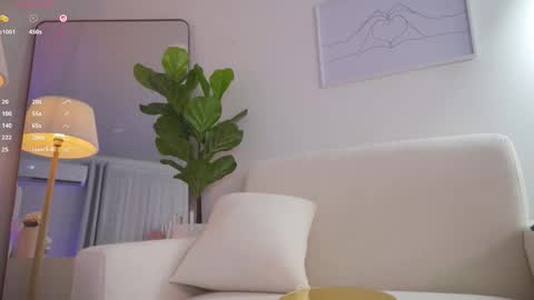 Cristal  online show from March 17, 5:44 am