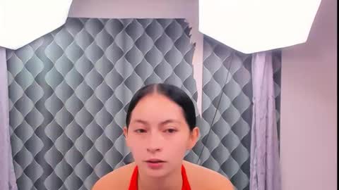 Snapshot of cristal_thompson_ chatting on October 29, 12:20 pm cristal_thompson_ online show from October 29, 12:20 pm