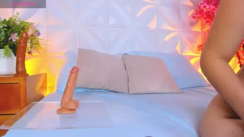 C R I S T I N A online show from October 2, 12:10 pm