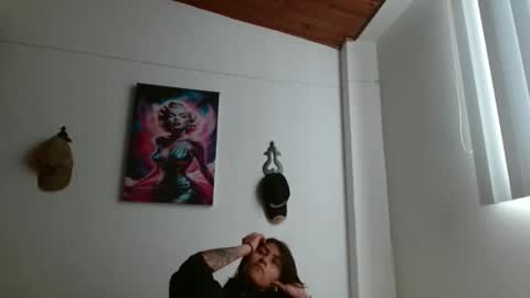 Crystal Blaze online show from April 16, 4:50 pm