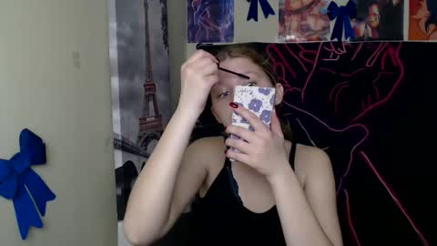 Stella online show from March 28, 1:21 pm