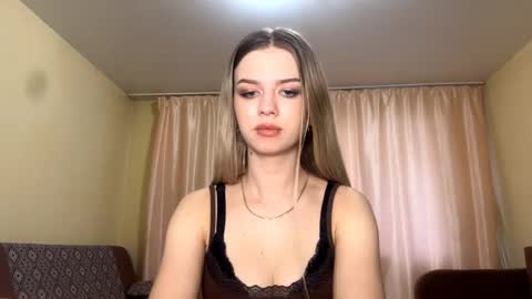 Jesi online show from April 22, 10:12 am