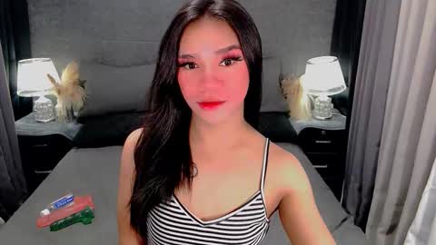 bea takashi  online show from February 18, 10:58 am