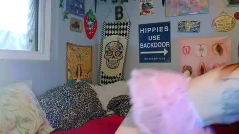     online show from September 21, 5:55 pm