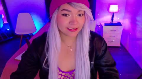 Snapshot of cuckoldlover69_ chatting on February 23, 1:23 pm cuckoldlover69_ online show from February 23, 1:23 pm