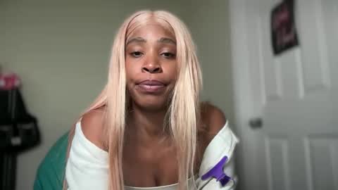 cum2charmxx online show from April 2, 7:55 pm