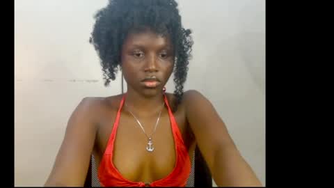 sophie online show from April 14, 9:42 am