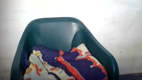 cum_girl_ online show from April 16, 5:41 am