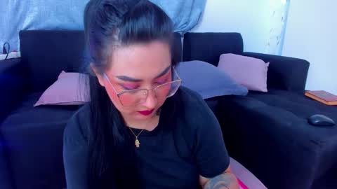 A online show from November 6, 2:39 am