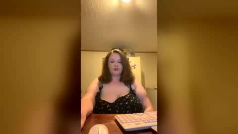 dahlia -kim online show from June 23, 3:04 am