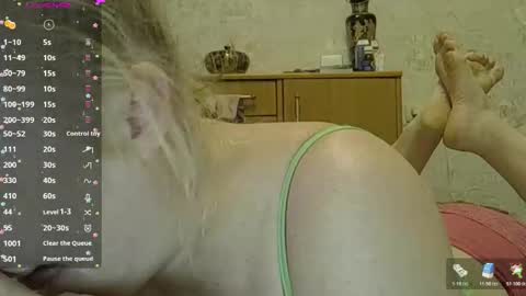 Curvy online show from March 2, 11:43 pm