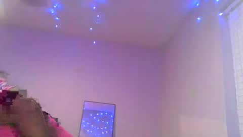 curvyychocolate online show from February 11, 12:17 am