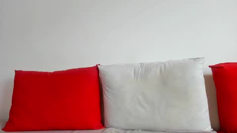 cute_angel95 online show from April 14, 10:26 am