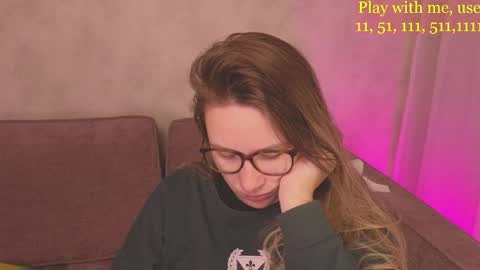 Everyday stream in the same time online show from November 23, 5:43 am