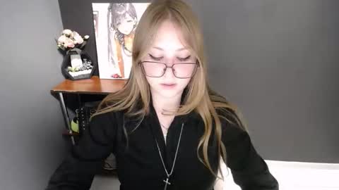 Veronica online show from October 30, 12:17 pm