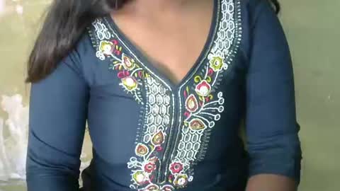 alia online show from January 19, 4:41 am