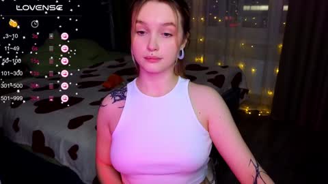 Snapshot of cute_summer_breathe chatting on January 23, 3:54 pm Sue online show from January 23, 3:54 pm