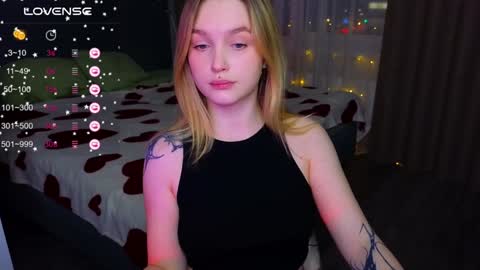 Snapshot of cute_summer_breathe chatting on January 28, 3:04 pm Sue online show from January 28, 3:04 pm