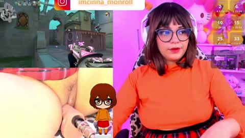 Snapshot of cutecinamonroll chatting on January 9, 2:51 pm Cinna independent model online show from January 9, 2:51 pm