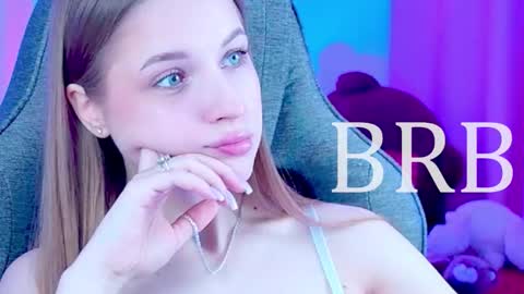 Rina online show from December 14, 8:09 am