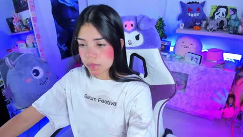 Snapshot of cutestephuwu chatting on December 4, 4:21 am - independent model online show from December 4, 4:21 am